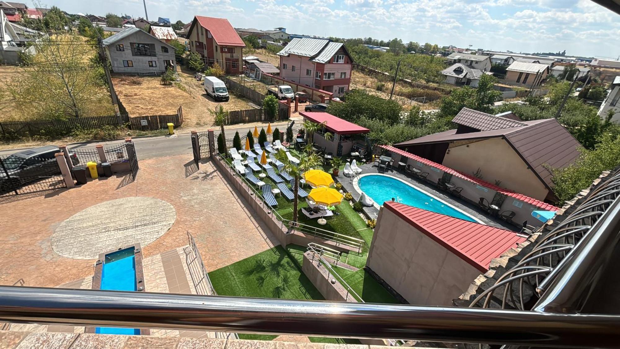 Hypnotic Villa Piteşti Exterior foto